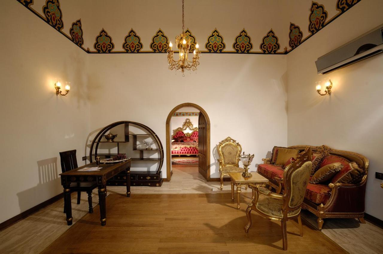 Cesme Kanuni Kervansaray Historical Hotel מראה חיצוני תמונה
