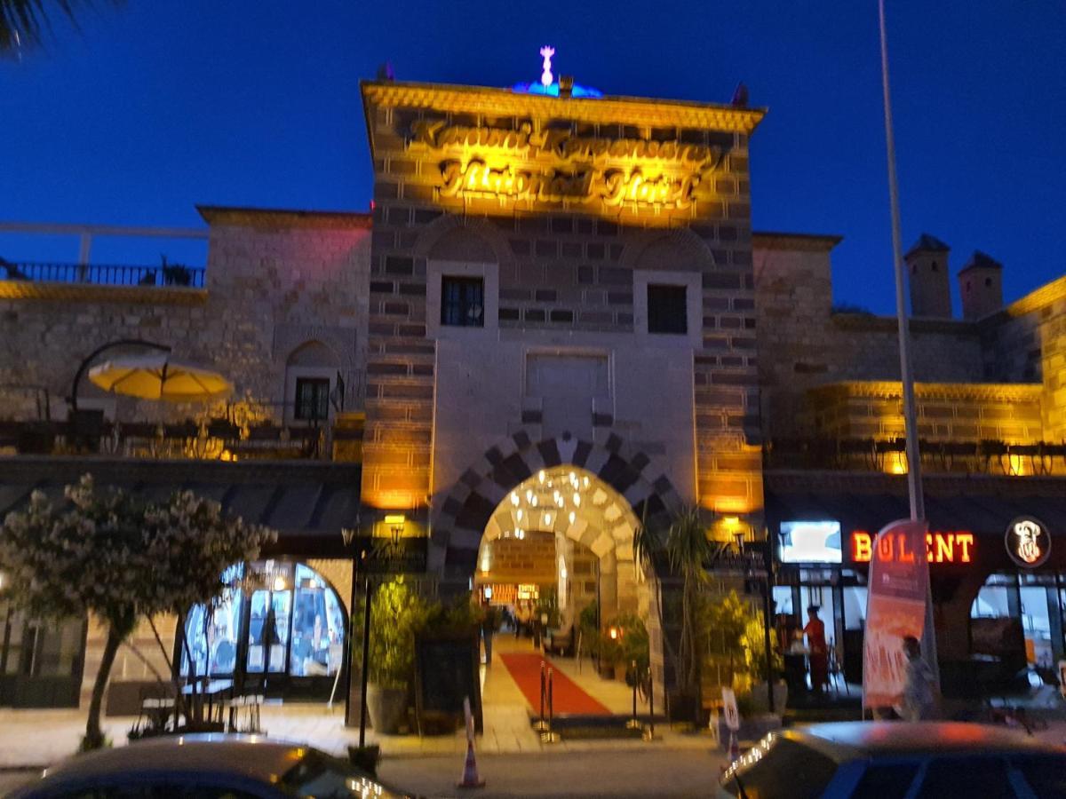 Cesme Kanuni Kervansaray Historical Hotel מראה חיצוני תמונה