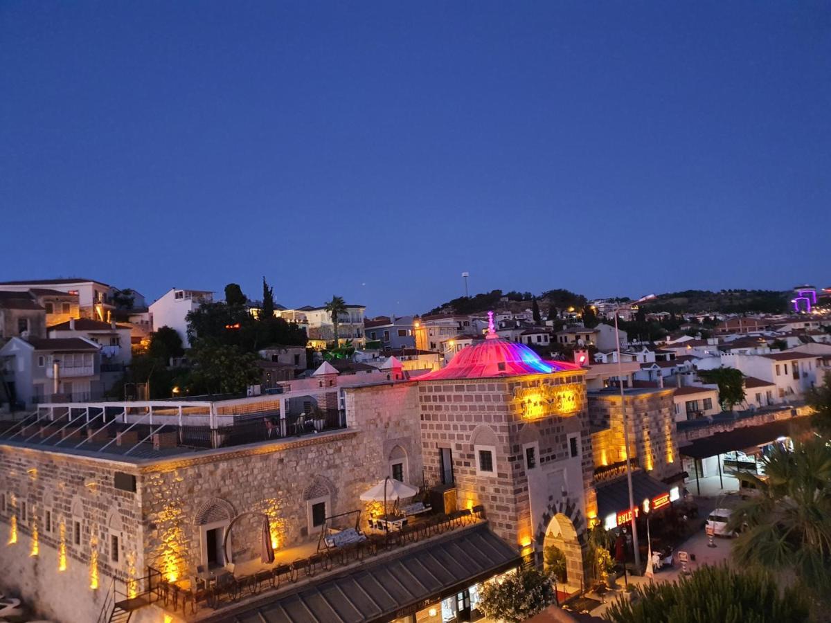 Cesme Kanuni Kervansaray Historical Hotel מראה חיצוני תמונה