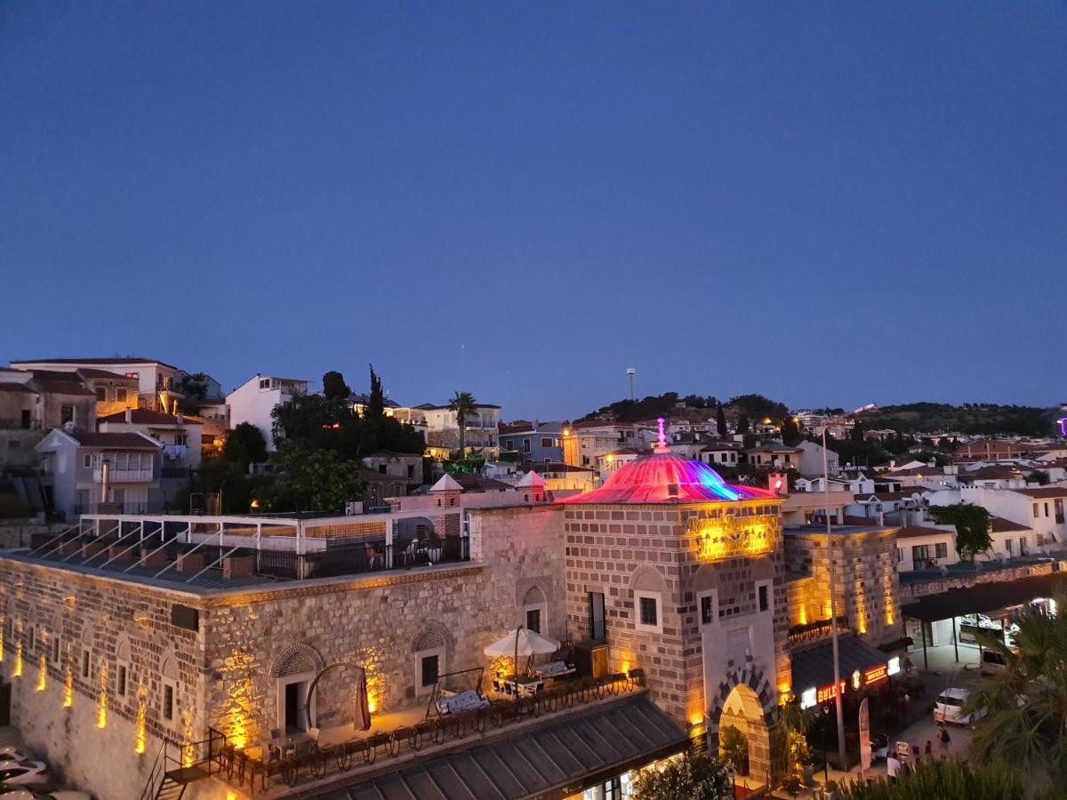 Cesme Kanuni Kervansaray Historical Hotel מראה חיצוני תמונה