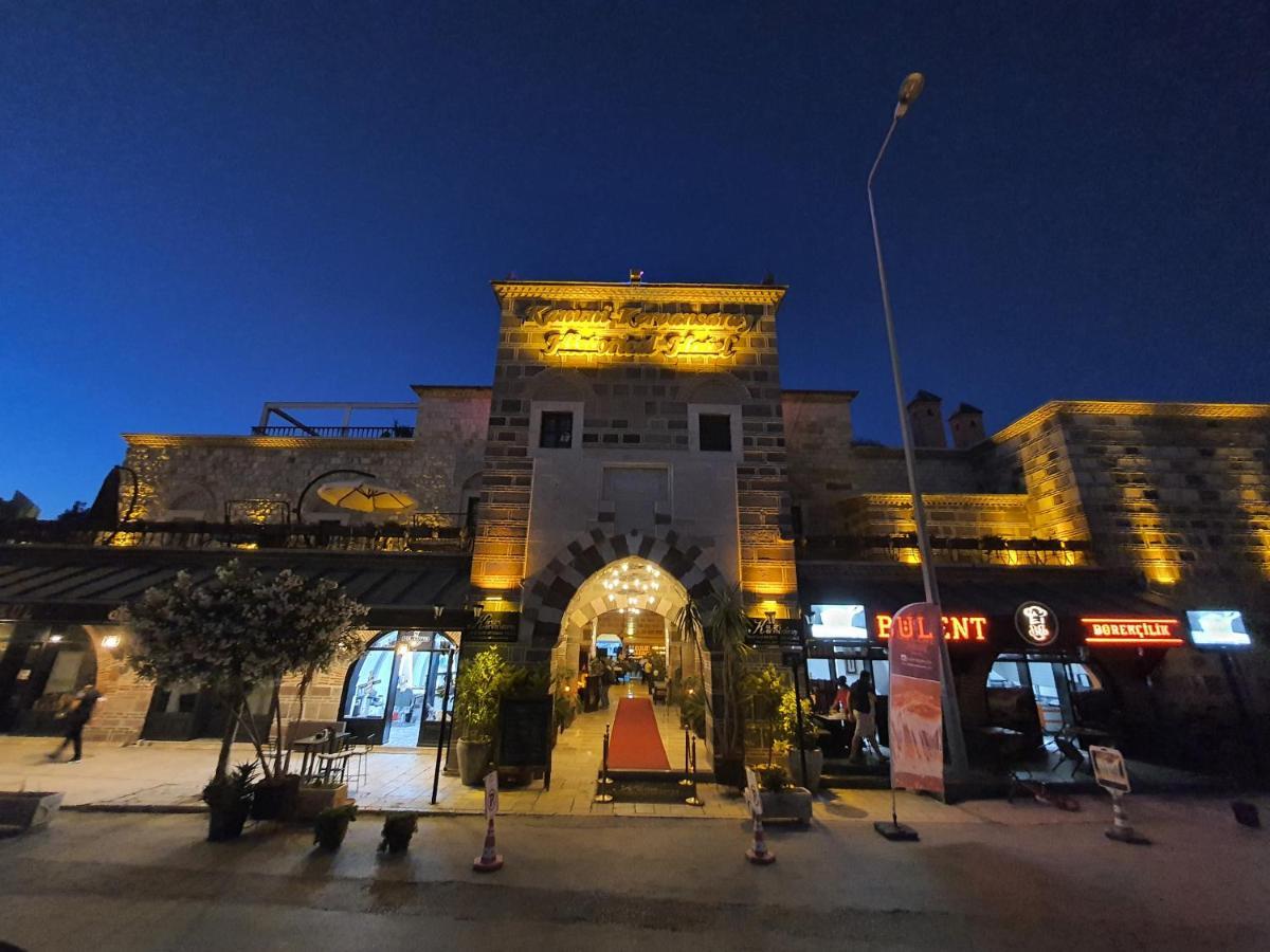 Cesme Kanuni Kervansaray Historical Hotel מראה חיצוני תמונה